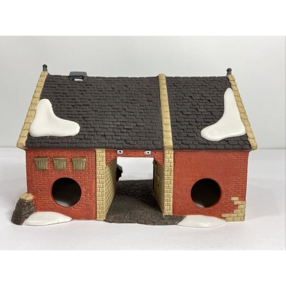 Dept 56 Dickens Village - Butter Tub Barn - Picture 4 of 6